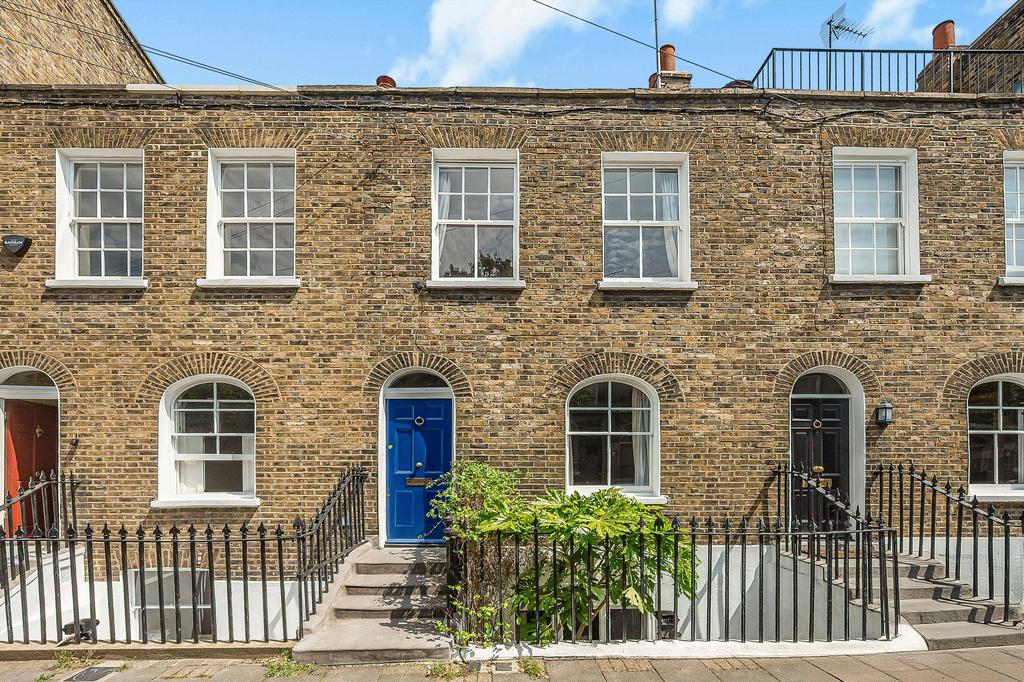 House in London - View 2