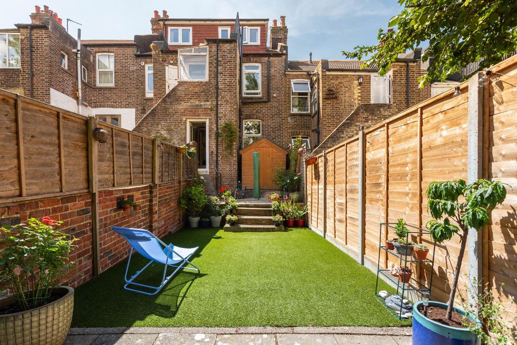 Apartment in Brighton - View 4