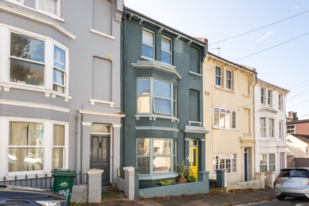 House in Brighton - View 4