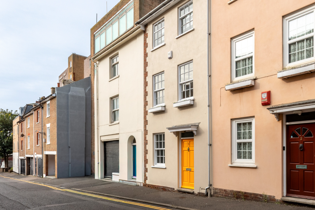 House in Brighton - View 3