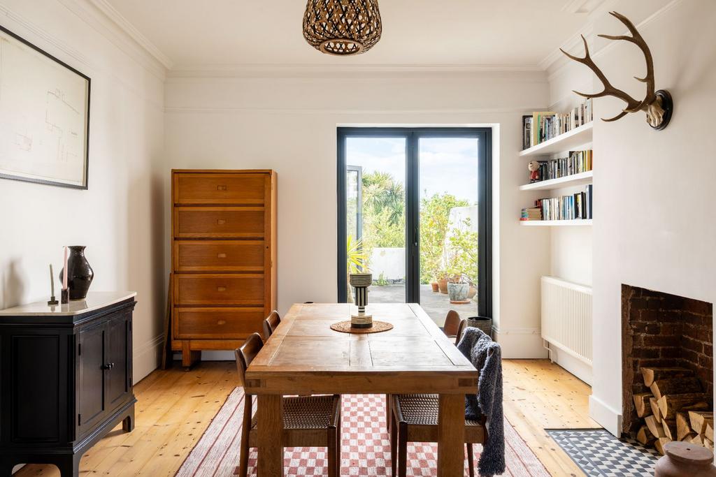 House in Hove - View 2