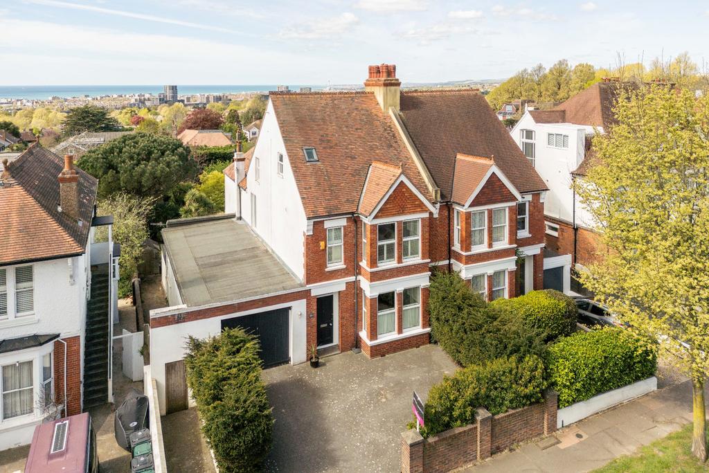 House in Hove - View 5