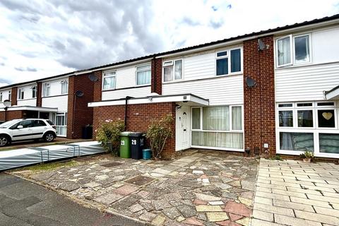 Kelvin Close, Epsom, Surrey. KT19 9JE