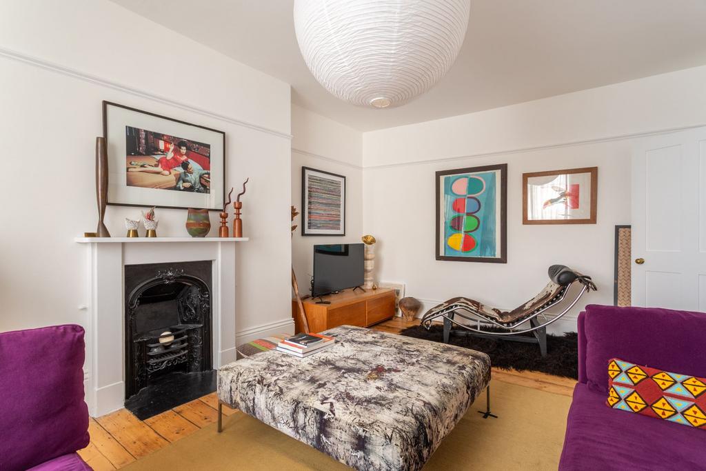 Apartment in Hove, Brighton and Hove - View 4