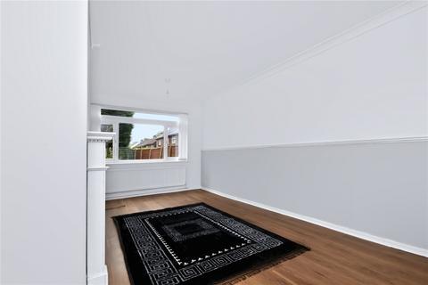 3 bedroom semi-detached house for sale, Brandon Crescent, Shaw, Oldham, Greater Manchester, OL2