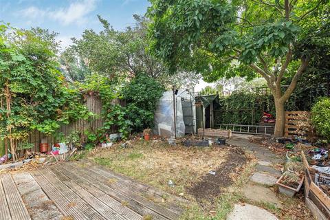 3 bedroom house for sale, Nowell Road, London SW13