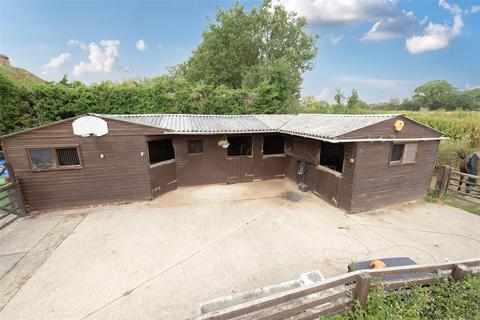 3 bedroom equestrian property for sale, Green Street, SHIPLEY, Horsham RH13
