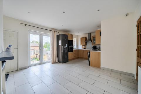 3 bedroom semi-detached house for sale, Harefield Road, Uxbridge