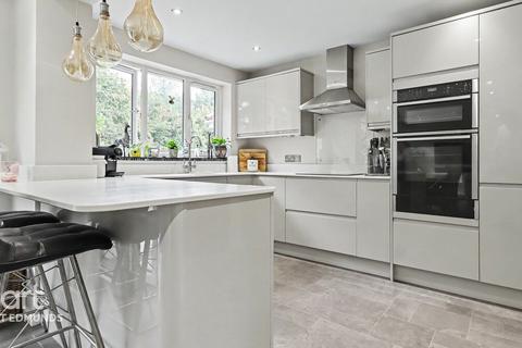 4 bedroom detached house for sale, Jermyn Avenue, Bury St Edmunds