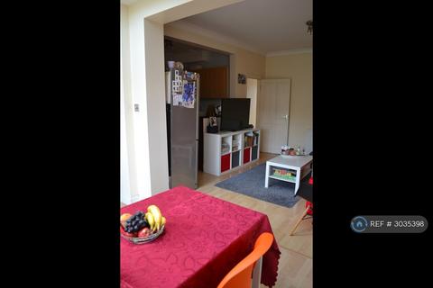 3 bedroom terraced house to rent, Dalmeny Avenue, London, SW16