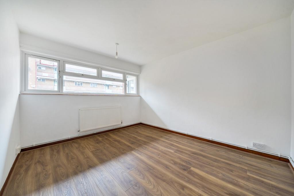 Apartment in London - View 3