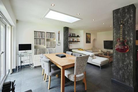4 bedroom semi-detached house for sale, Woodburn Road, Northenden, Greater Manchester