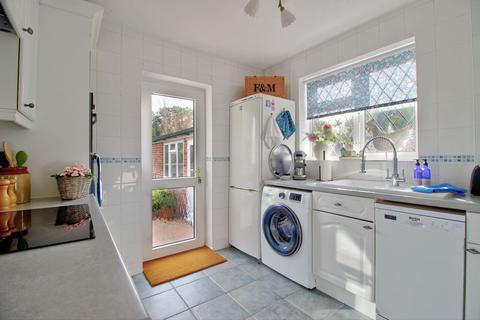 2 bedroom bungalow for sale, Wokingham RG41