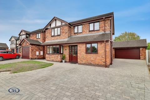 4 bedroom detached house for sale, Mulcaster Court, Crewe CW1
