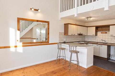 1 bedroom semi-detached house to rent, Lark Road, Mildenhall IP28