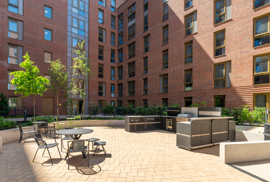 Apartment in Reading, Berkshire - More