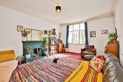 4 bedroom flat for sale, Magdalene Street, GLASTONBURY, Somerset, BA6
