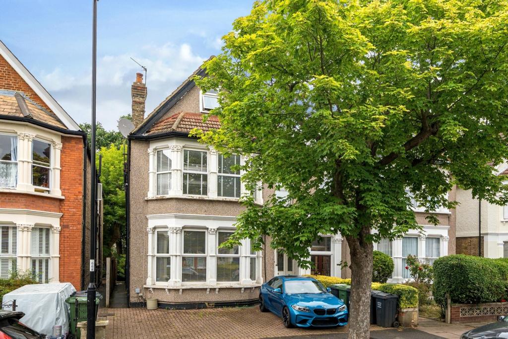 Apartment in London - View 5