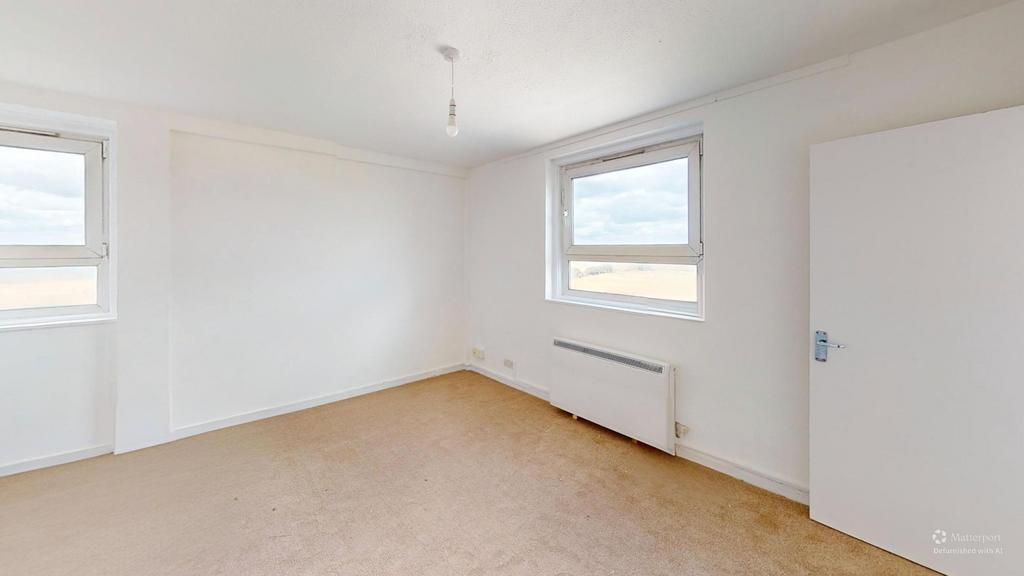 Apartment in Thurrock, Essex - More