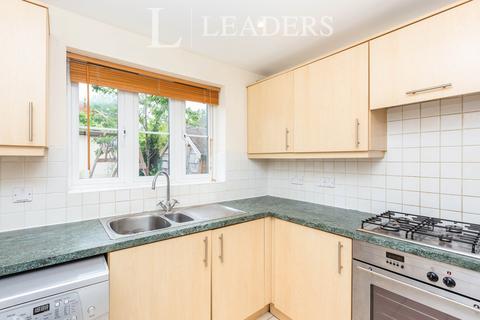 3 bedroom terraced house to rent, Hubble Close, Headington, OX3