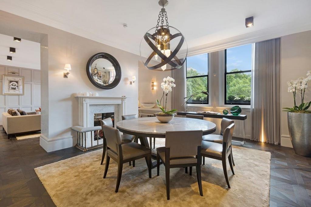 Apartment in Knightsbridge - More