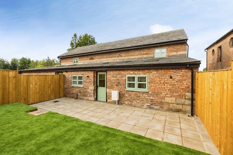 undefined, Thornton Green Lane, Thornton-le-Moors, Chester, Cheshire, CH2