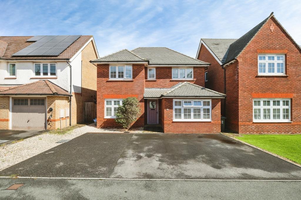 House in Newport, Mon Bank, Stow Hill
