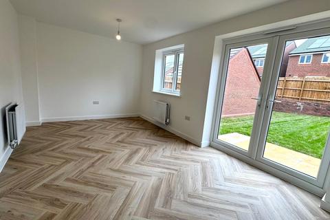 4 bedroom detached house to rent, William Onions Grove, Priorslee, Telford, TF2