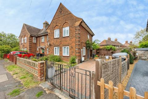 2 bedroom end of terrace house for sale, North Drive, Shortstown, Bedford
