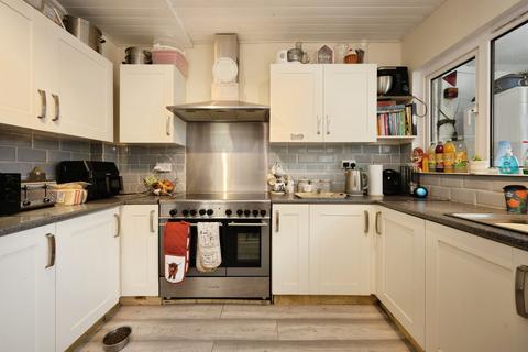 2 bedroom end of terrace house for sale, North Drive, Shortstown, Bedford