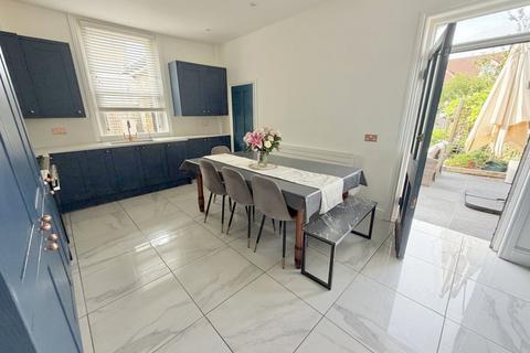 undefined, Kingsbridge Road, Lower Parkstone, Poole, BH14