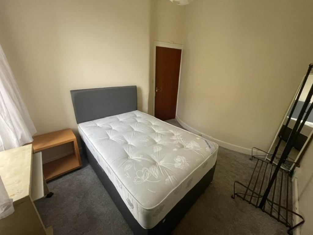 Apartment in Edinburgh - View 5