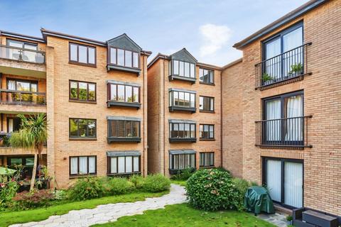 1 bed flat/apartment for rent in Widmore Road Bromley BR1