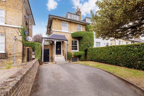 4 bedroom semi-detached house for sale, Sussex Place, Slough SL1