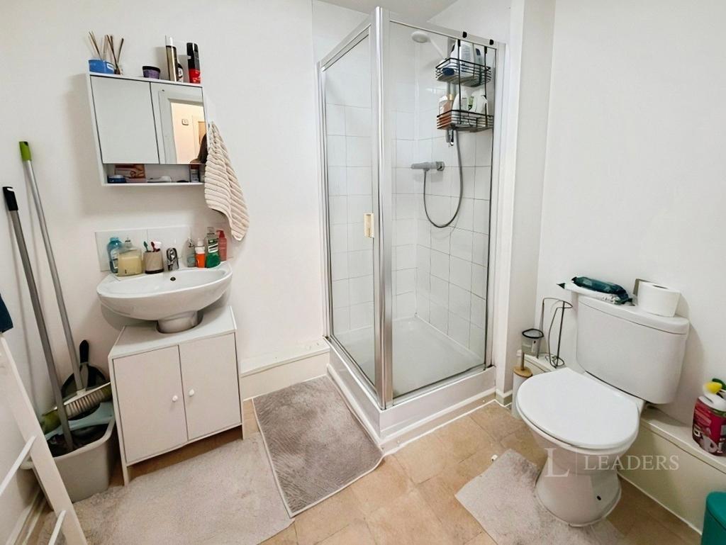 Apartment in Greater Manchester - More