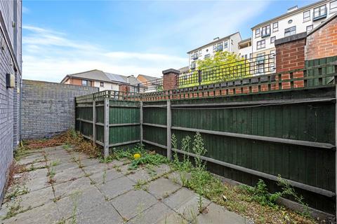 2 bedroom apartment for sale, Evelyn Road, London E16