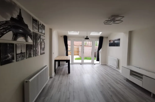 House in Cambridge - View 2