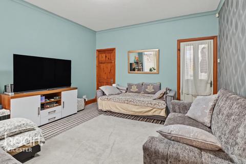 3 bedroom end of terrace house for sale, Bannerman Road, Leicester