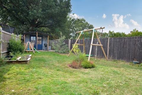 4 bedroom semi-detached house for sale, Careys Wood, Horley, RH6