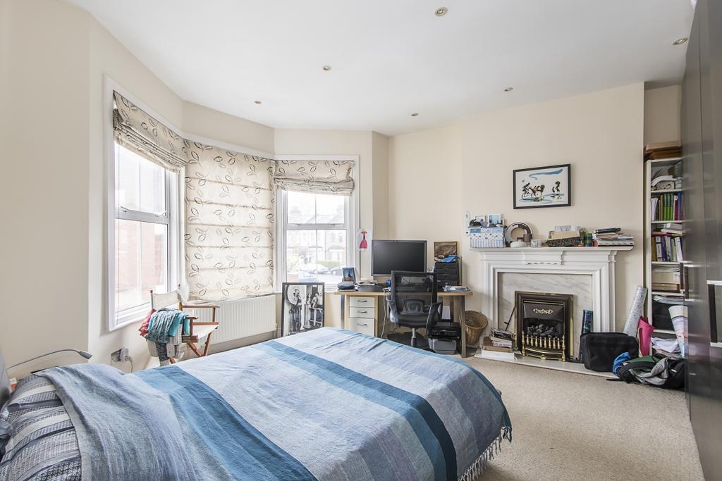 Apartment in London - View 5
