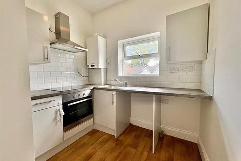 1 bedroom flat to rent, Flat 3, 28 Stubbs Road, Wolverhampton