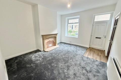 2 bedroom house to rent, Bennett Street, Halifax, HX3