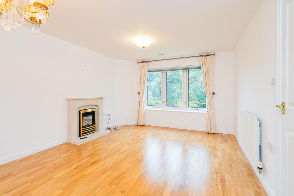 Apartment in Edinburgh - View 3
