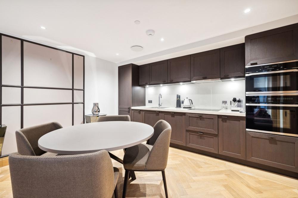 Apartment in London, Marylebone - View 2