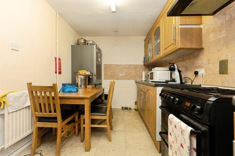 2 bedroom terraced house for sale, Monica Close, Watford