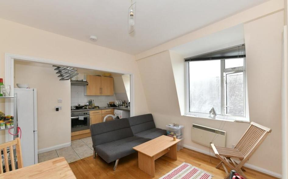 Apartment in London - View 2