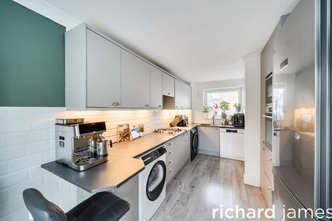 2 bedroom terraced house for sale, Bellver, Toothill, Swindon, SN5