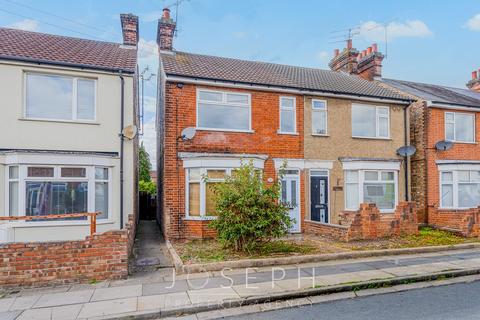 3 bedroom semi-detached house to rent, Wallace Road, Ipswich, IP1