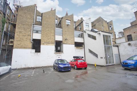 2 bedroom flat for sale, Caves Court, Worthington Street, Dover, Kent, CT16