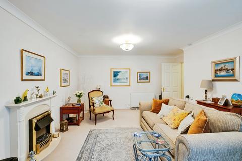 1 bedroom apartment for sale, Oakhurst, Branksome Park, Westbourne BH13